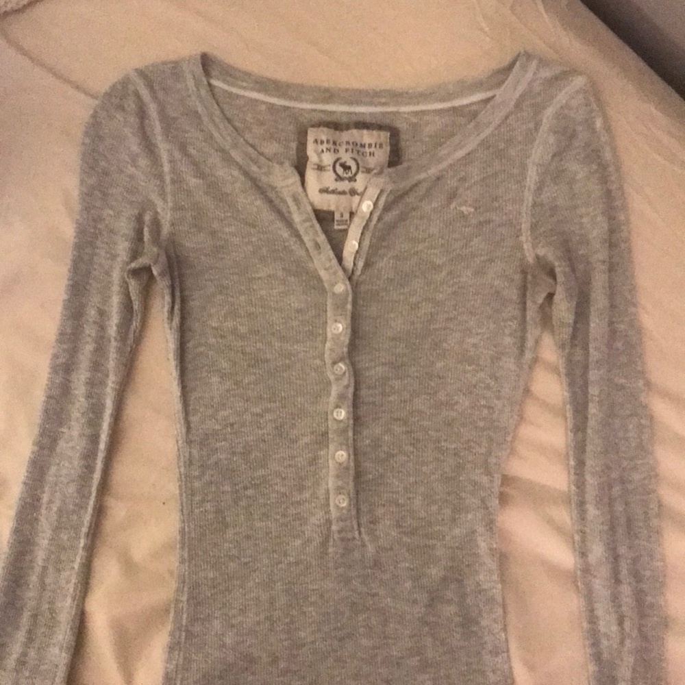 Abercrombie & Fitch long sleeve henley